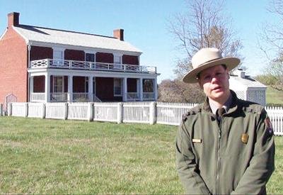 ‘Lunch Time Trivia’ keeps Civil War buffs guessing the answers