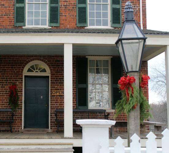 Appomattox Garden Club decorates Appomattox Court House National Historical Park