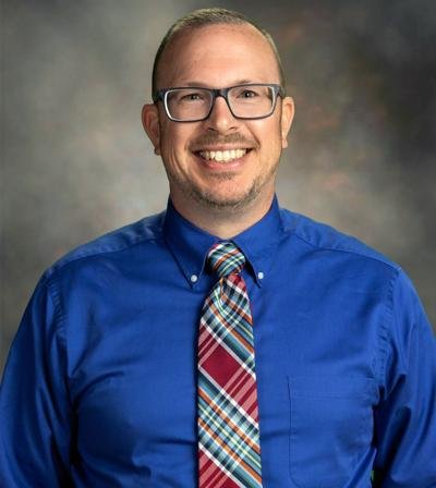 Jason L. Wells announces re-election candidacy to school board