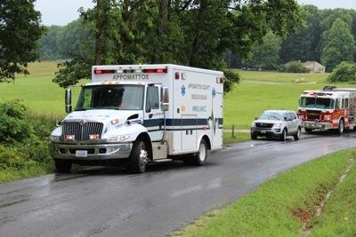 Horseshoe Road wreck injures one
