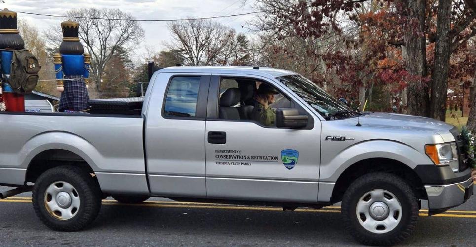 Appomattox holds 30th annual Christmas parade, lighting ceremony