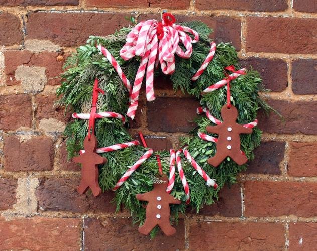 Appomattox Garden Club decorates Appomattox Court House National Historical Park