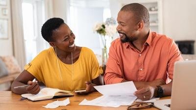 4 steps to reach your saving goals