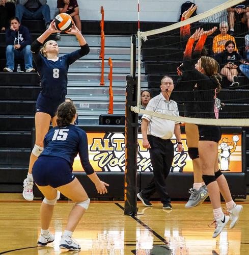 Raiders volleyball tops Nelson County, Altavista