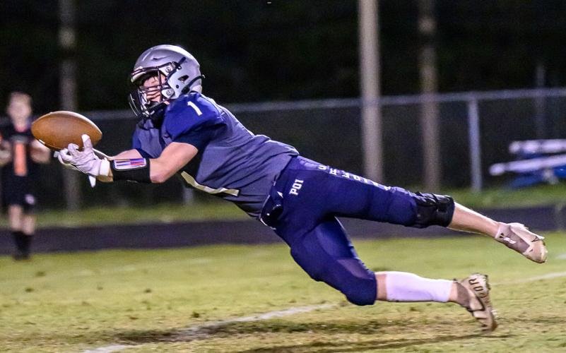 Raiders fall to Altavista on football Homecoming Night; child cancer survivor honored